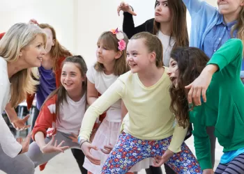 Uzmanlardan 6-12 Yaş Arası Çocuklar İçin Öneriler