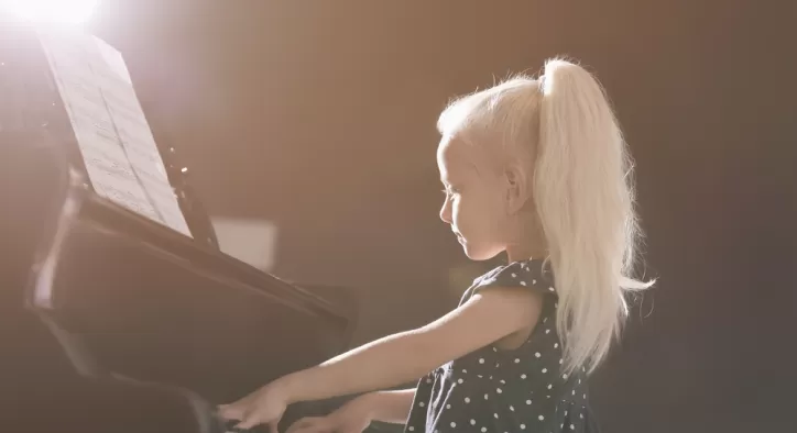 Piyano Çalmak Zekayı Geliştirir Mi? Piyano Eğitimleriyle Zihinsel Gelişim