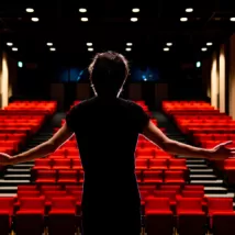 Sahnenin Yıldızı Olmaya Ne Dersiniz?